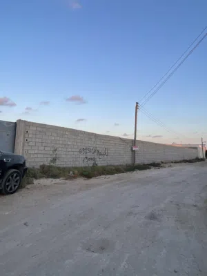 قطعة أرض للبيع في طريق النقل الثقيل