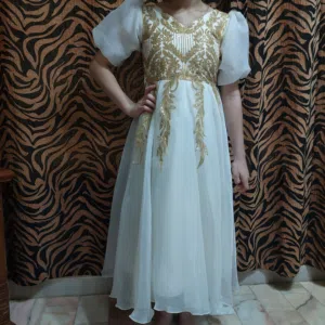 فستان مناسبات انيق وجميل