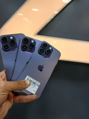 ايفون 14 برو بحالة الوكالة / 128 جيجا نظيف جداً مش مصلحة ولا مغير فيها اشي الاجهزة