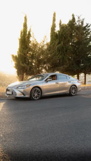 LEXUS ES300h للبيع
