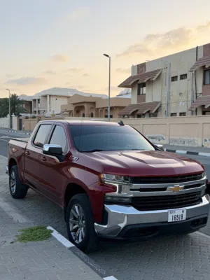 Used Chevrolet Silverado in Sharjah