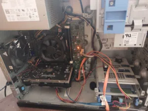 1650  i5 pc للبيع كامل مع شاشه