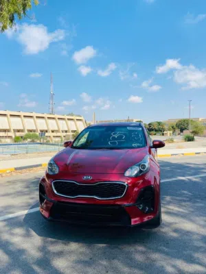 سبورتاج 2021 حمراء