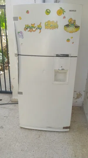 ثلااجة ساامسونج اكبر حجم مع فريزر كبير