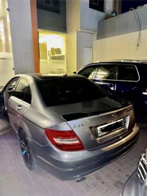 مرسيدس c250 للبيع كامله الموصفات بسعر 1700