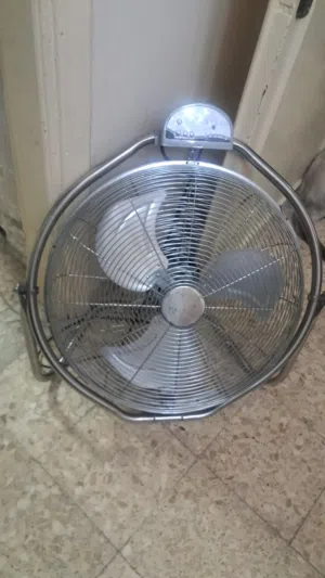 مروحه رومو دحدل بحاله ممتازه