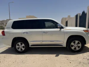 Toyota Landcruiser 2015 GXR V8
