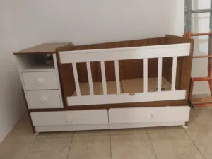 سرير اطفال