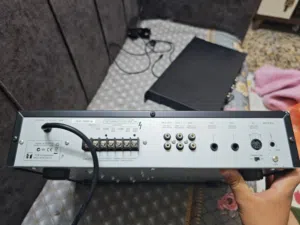 جهازين مضخمات صوت مدري شنو يعني هنا للصوت اليعرف بيهن يعرفهن
