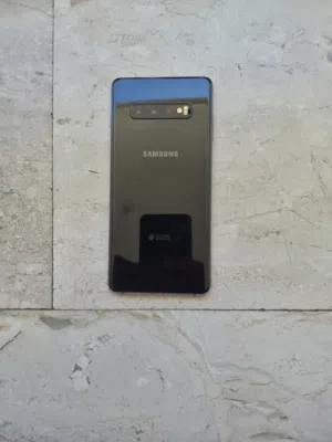 samaung galaxy s10+ بحالة ممتازة اقرأ الوصف
