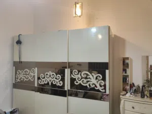 كنتور مستعمل بحاله جيده او خزانه ملابس