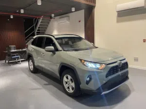 Toyota RAV4 Premium full option