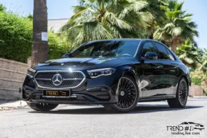 السيارة شبه زيرو   Mercedes E200 2025 Amg kit Mild hybrid Night Package