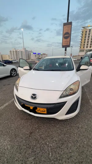 Mazda3 saloon