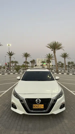 Used Nissan Altima in Muscat