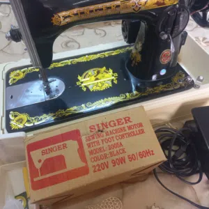 ماكينة خياطه نوع سنجار بحالة الوكاله للبيع