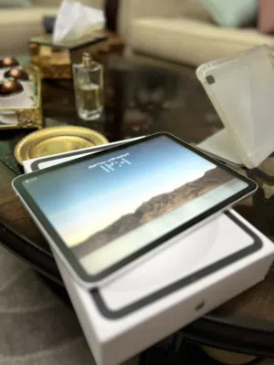 Apple iPad Air 11 128 GB in Amman