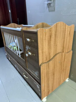 سرير اطفال