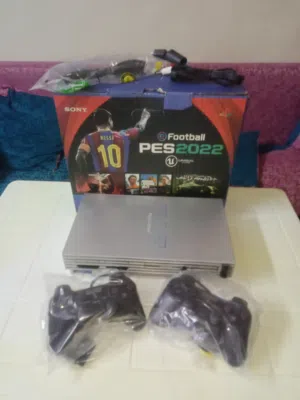 بلايستيشن 2 هارد 160 بالكرتونه ضمان 3 شهور دراعين ووصلات جديده باقه العاب لحد بيس 26 و140 لعبه مختلف