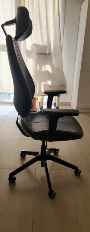 IKEA Ergonomic Office Chair – Excellent Condition