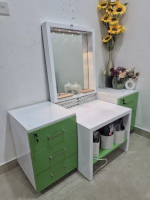 Dressing table