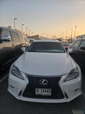 Lexus is300,model 2008, full option,new repaint