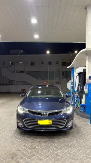 Used Toyota Avalon in Muscat