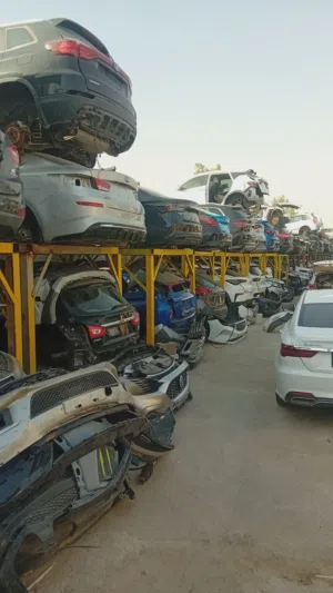 لدينا جميع قطع غيار السيارات تويوتا - لكزس - نیسان - هوندا - ک  مرسيدس - بي ام وغيره  هيونداي