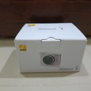 Nikon 1 J1 Mirrorless Camera – Full Kit With Box (White)