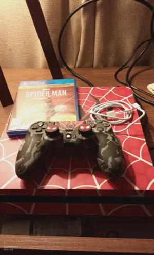 Sony PlayStation 4 (PS4) [500GB] – Excellent Condition with [Spider man CD
