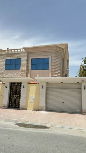 للايجار فيلا بالمعمورة