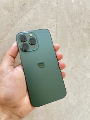 13 pro 256 GB بحالة ممتازه