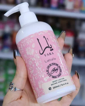 لوشن يارا لوشن يارا برائحة يارا الورود يجنن بنات يبيض ويرطب وينعم بشرة الجسم مرطب غير ده