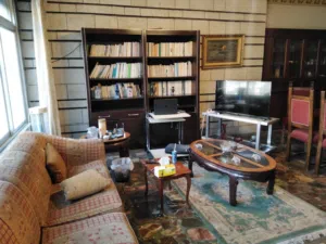 1600 m2 4 Bedrooms Townhouse for Sale in Amman Shmaisani