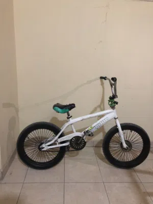 للبيع قاري