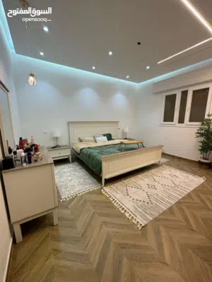 280 m2 5 Bedrooms Villa for Sale in Tripoli Souq Al-Juma'a