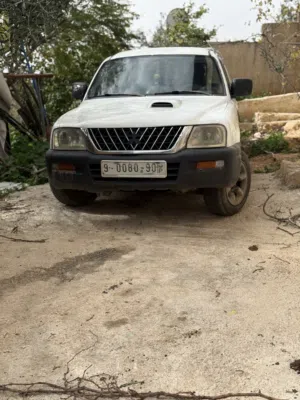 تندر ميتسوبيشي l200