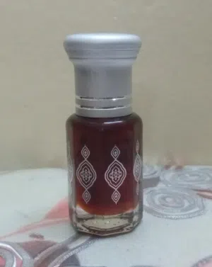 دهن العود الكمبودي الشخصيات الكبيرة نصف تولة