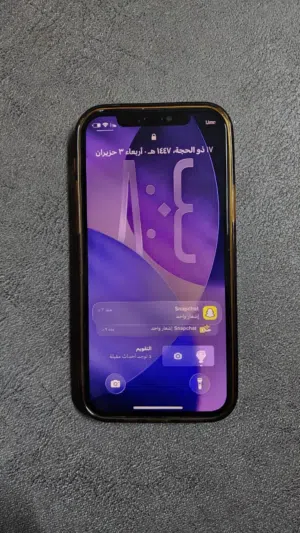 آيفون 12 بحالة ممتازة لا مفتوح ولا مصلح للبيع او للبدل