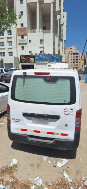 للبيع باص نيسان اورفان بحاله ممتازه