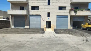 محلات تجاري  عدد 4 للايجار  في المنطقة الصناعيه_صويلح شارع سليمان الكايد