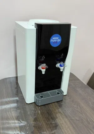 للبيع كولر ماء شبه جديد
