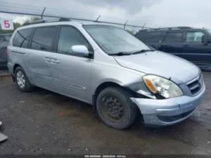 Used Kia Sedona in Benghazi