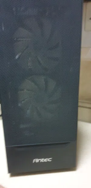 PC مستعمل للبيع