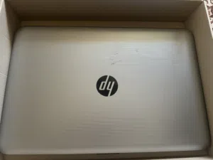 لابتوب hp كرتين شاشة i7 رام 16 شاشة كبيرة سعرر حررق