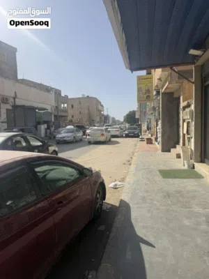 محل للايجار 4x4 اقرا الوصف