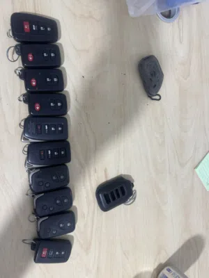 مفاتيح سيارات