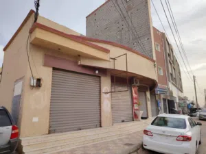 عقار تجاري للبيع