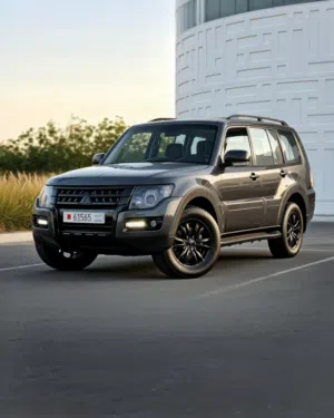 ميتسوبيشي باجيرو Mitsubishi Pajero 2015 المالك الأول