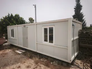للبيع تريلا سكنية جاهزة شبه جديدة مقاس 3x9